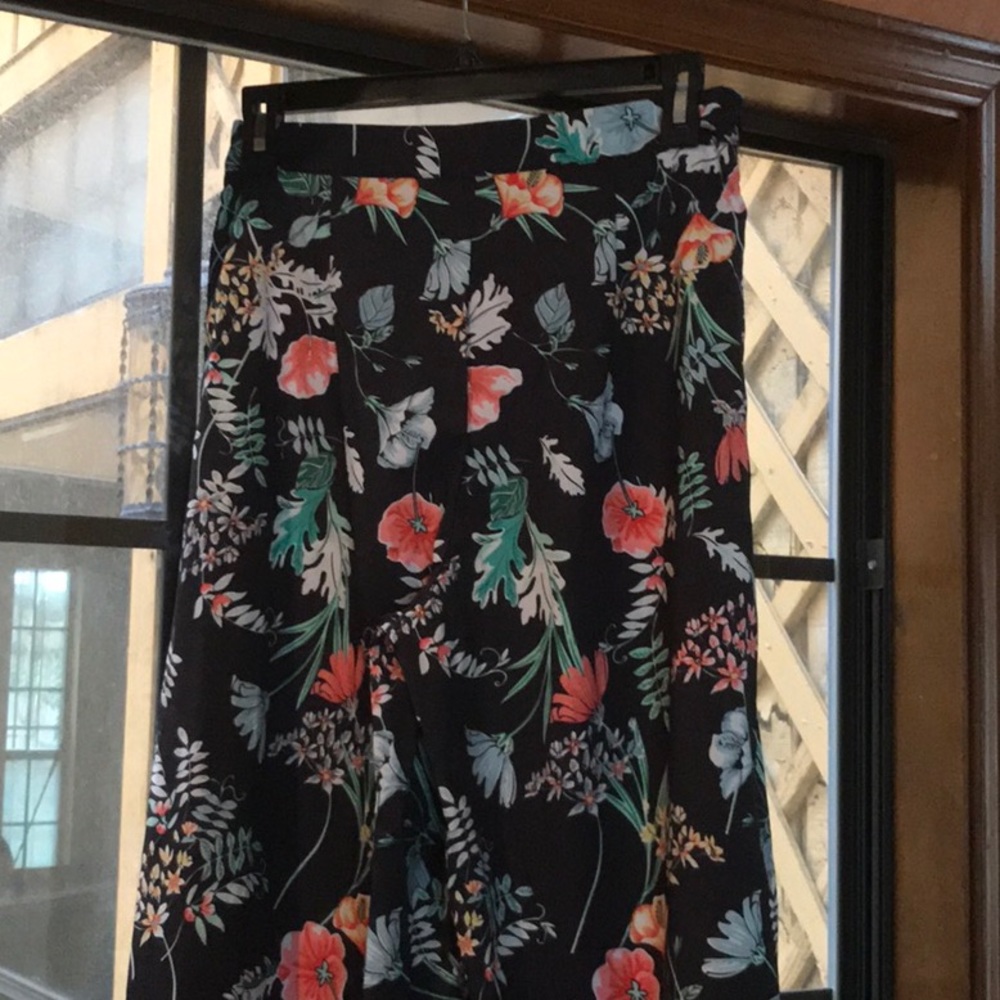 Capri pants - Picture 6 of 6